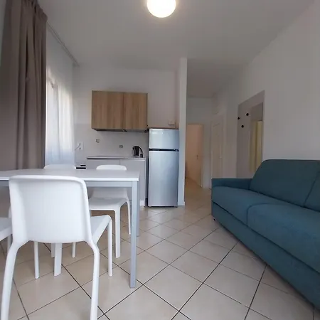 Adriana * Линьяно-Саббьядоро