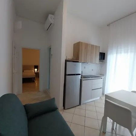 Adriana * Линьяно-Саббьядоро